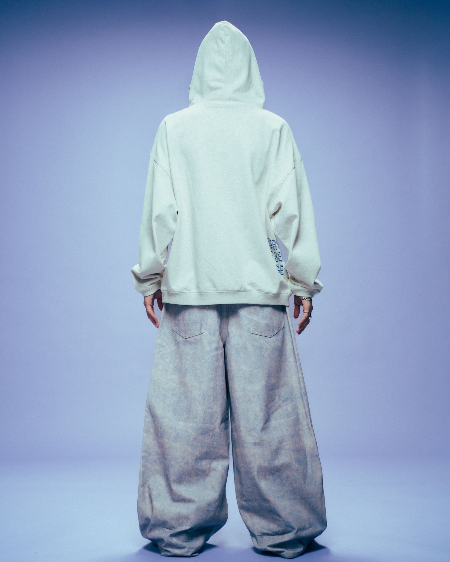 BAGGY PRINTED DENIM