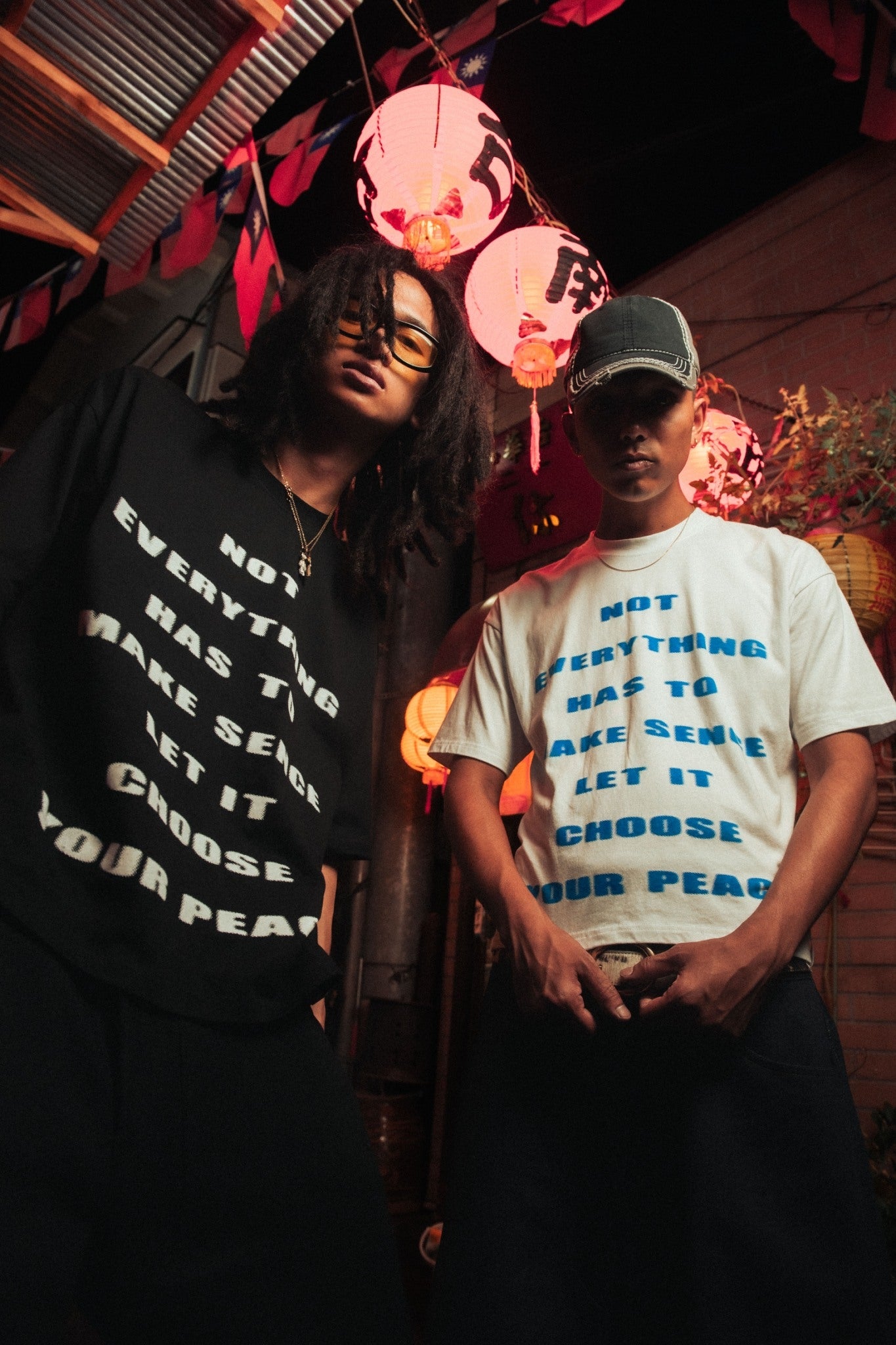 SPRAY GRAPHIC T-SHIRT
