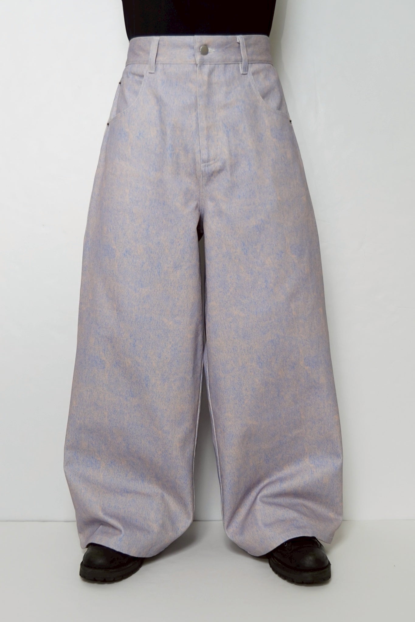 BAGGY PRINTED DENIM