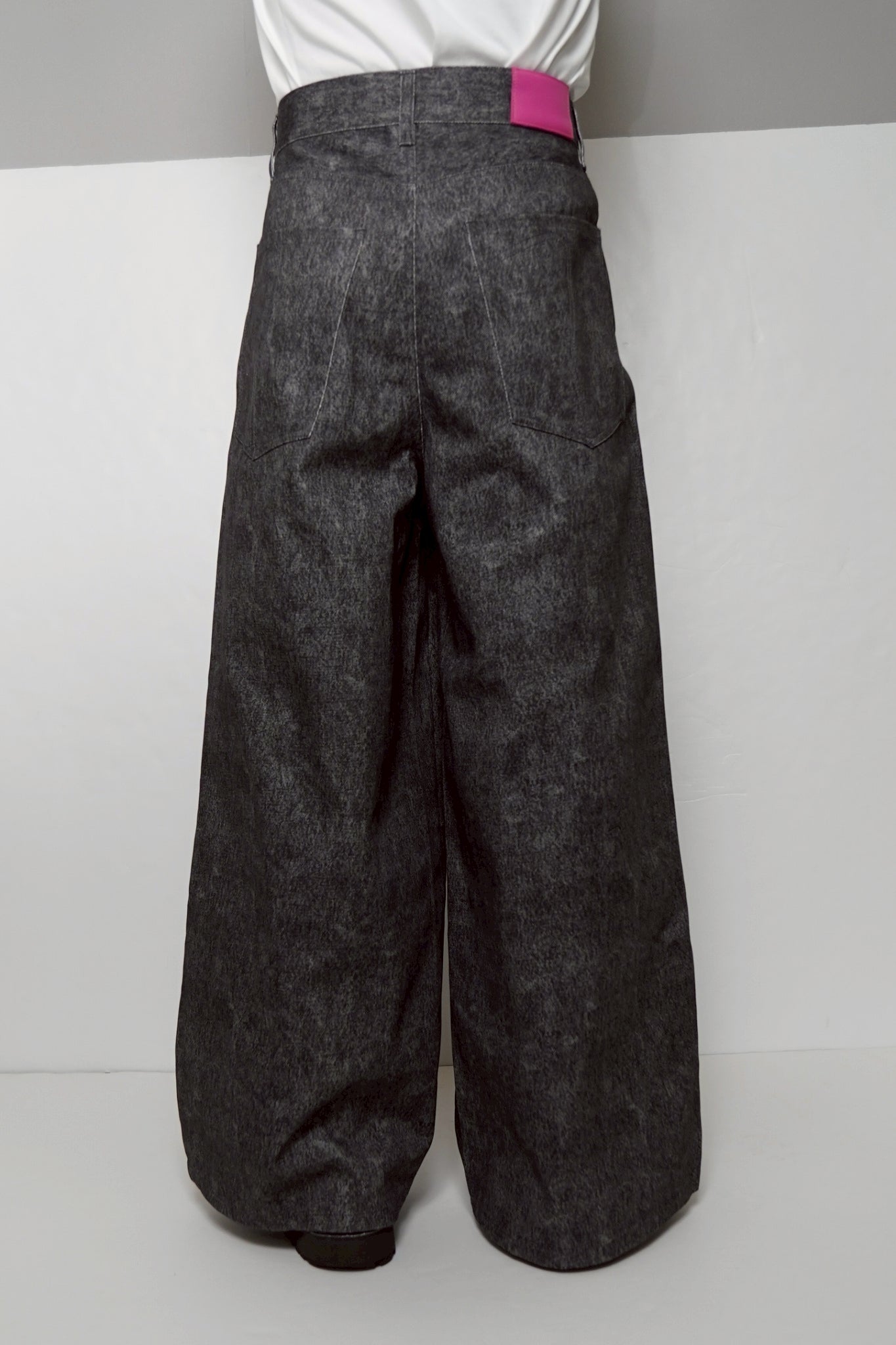BAGGY PRINTED DENIM