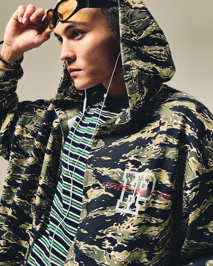 Tiger camo zip hoodie
